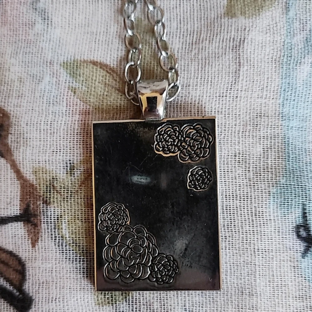 Inspirational Motivational Pendant Oscar Wilde Quote Be Yourself Necklace NWOT